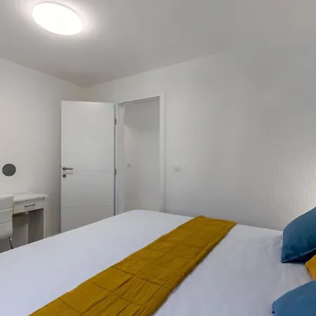 Appartamento Wunderschoene In Mit Schoener Terrasse Crikvenica